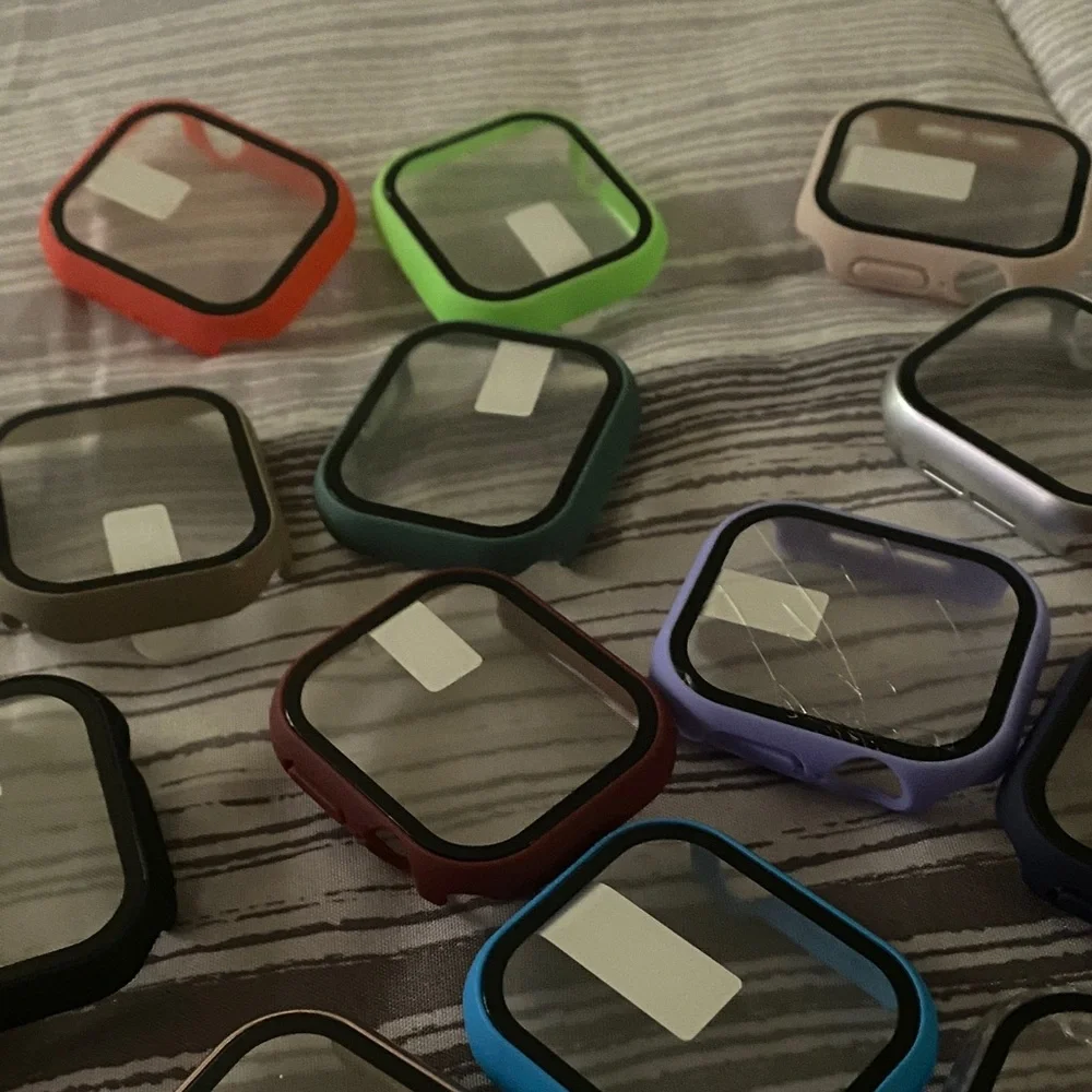 Protective Silicone Clip-On Case for Smartwatch - Multiple Colors